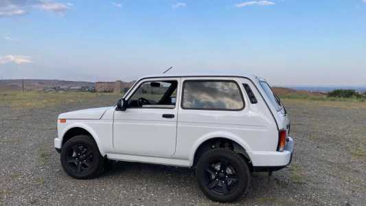 VAZ (Lada) Niva Legend, Бензин, 2023