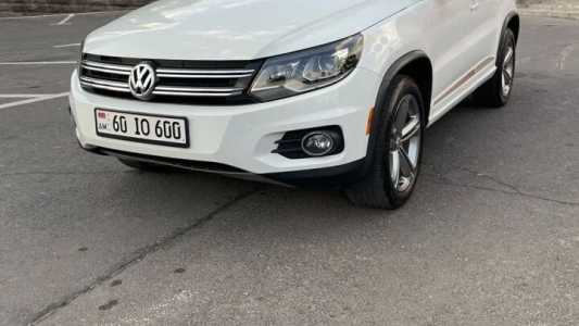 Volkswagen Tiguan, Бензин, 2016