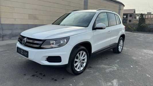 Volkswagen Tiguan, Бензин, 2019