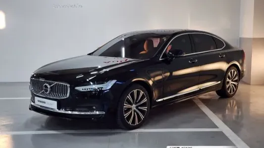 Volvo S90, 2022