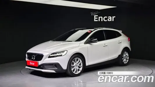 Volvo V40 Cross-Country, 2018