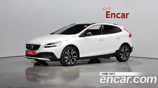 Volvo V40 Cross-Country, 2018