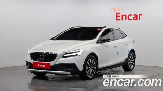 Volvo V40 Cross-Country, 2019