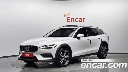 Volvo V60 Cross-country 2nd Generation, 2019