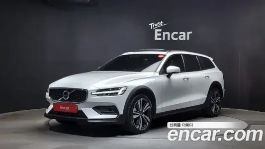 Volvo V60 Cross-country 2nd Generation, 2020