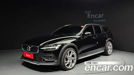 Volvo V60 Cross-country 2nd Generation, 2021