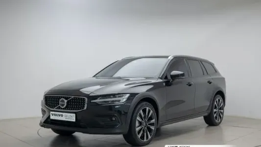 Volvo V60 Cross-country 2nd Generation, 2023