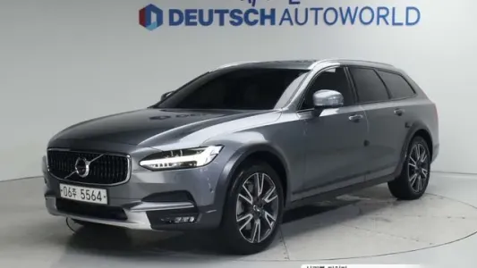 Volvo V90 Cross-Country, 2018