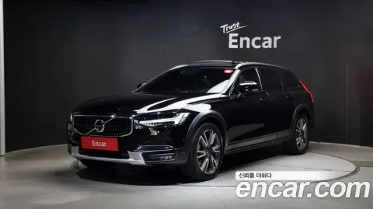 Volvo V90 Cross-Country, 2018