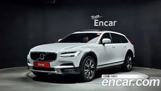 Volvo V90 Cross-Country, 2019