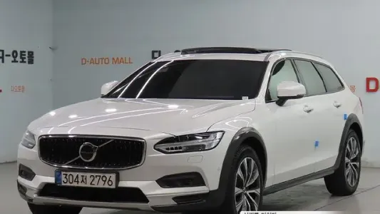 Volvo V90 Cross-Country, 2020