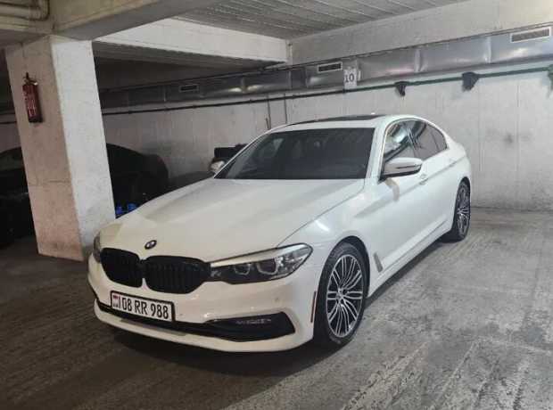 BMW 5 Series, Бензин, 2017