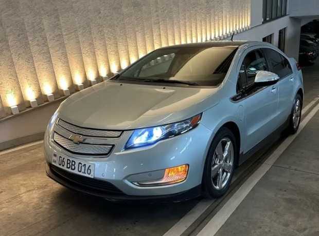 Chevrolet Volt, Гибрид, 2011