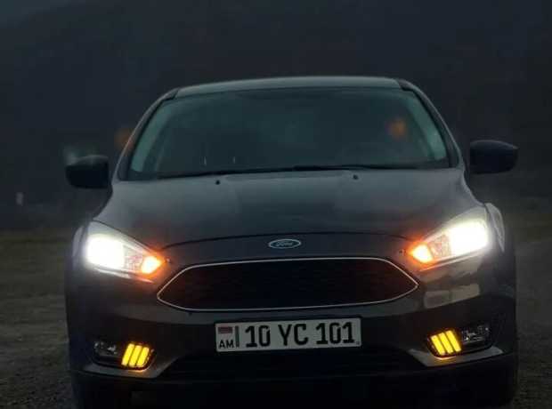 Ford Focus, Бензин, 2018