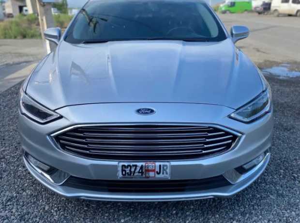 Ford Fusion (North America), Бензин, 2017