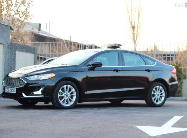 Ford Fusion (North America), Бензин, 2018