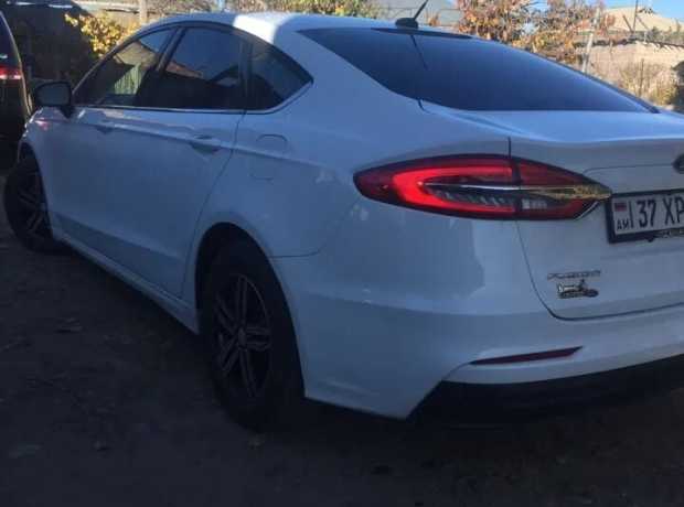 Ford Fusion (North America), Бензин, 2019