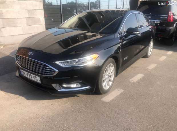 Ford Fusion (North America), Гибрид, 2017