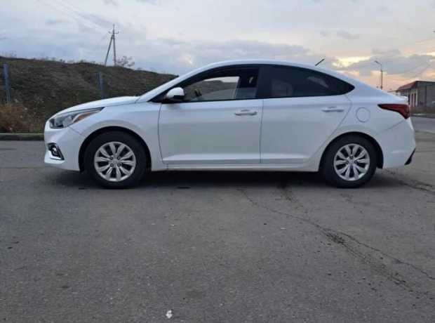 Hyundai Accent, Бензин, 2018