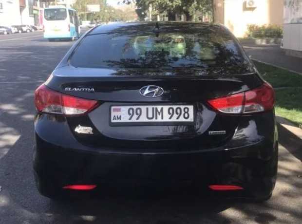 Hyundai Elantra, Бензин, 2011