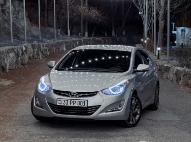 Hyundai Elantra, Бензин, 2014