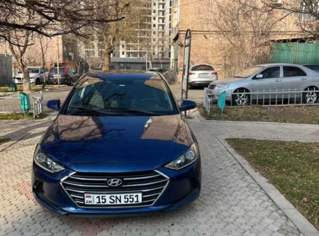 Hyundai Elantra, Бензин, 2016