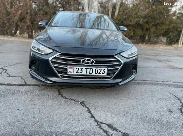 Hyundai Elantra, Бензин, 2017