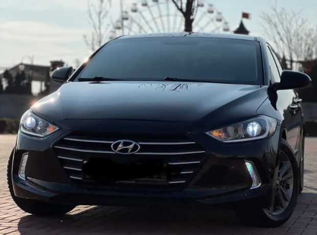 Hyundai Elantra, Бензин, 2017