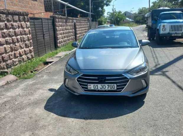 Hyundai Elantra, Бензин, 2018