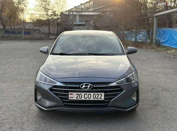 Hyundai Elantra, Бензин, 2019