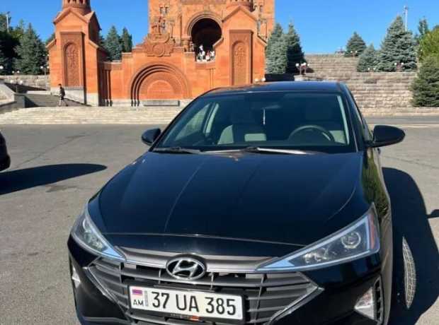 Hyundai Elantra, Бензин, 2019