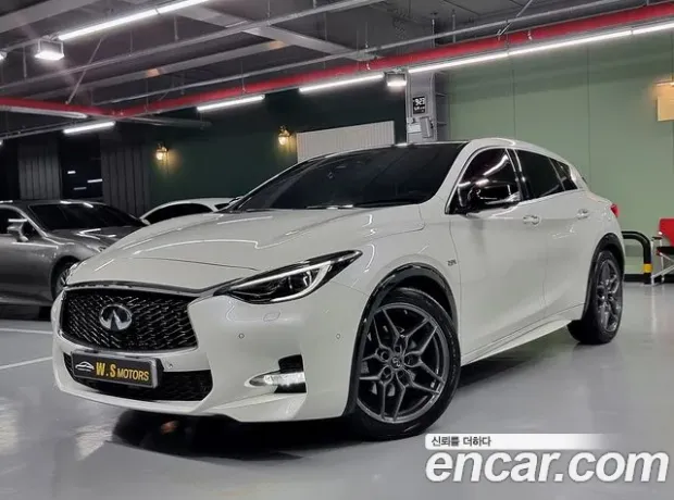 Infinity Q30, 2019