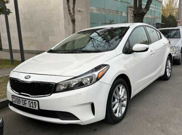 Kia Forte, Бензин, 2017