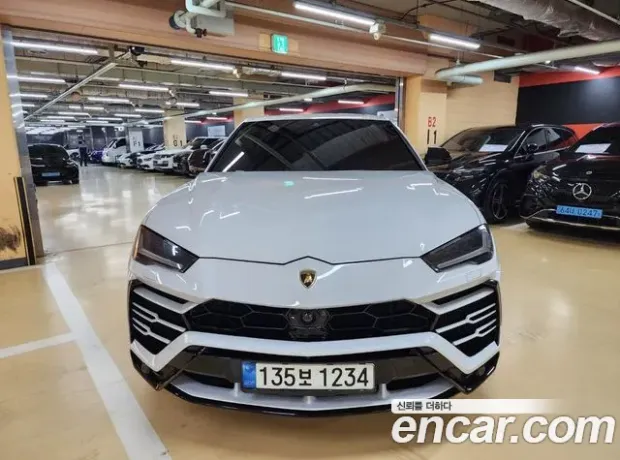 Lamborghini Urus, 2019