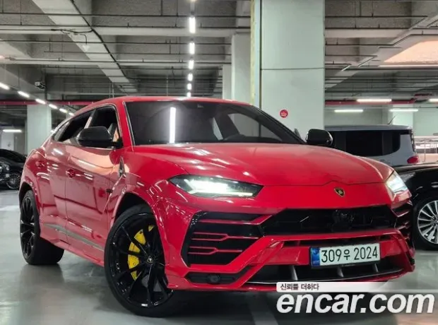 Lamborghini Urus, 2021