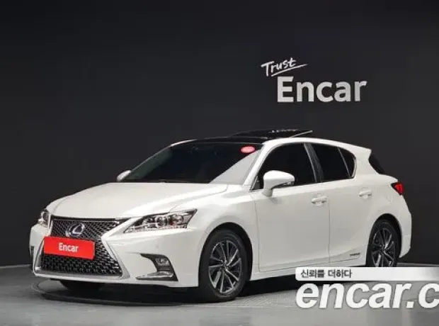 Lexus CT200h, 2018