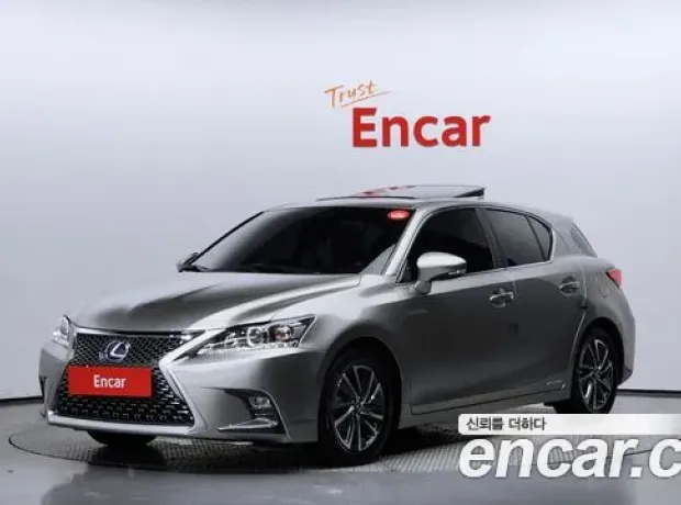 Lexus CT200h, 2018