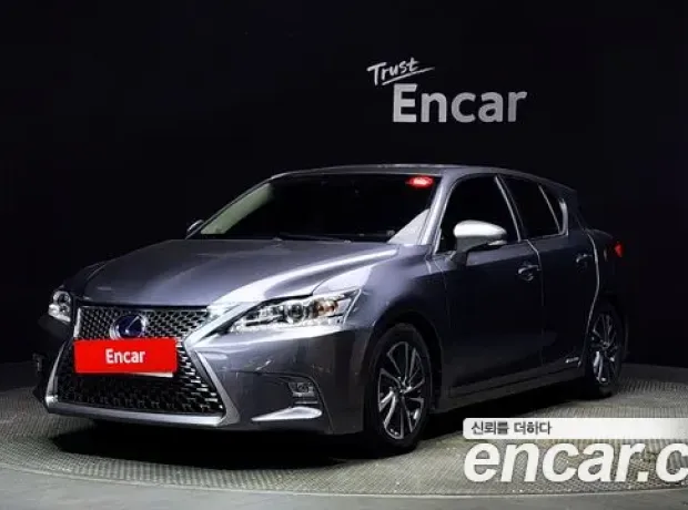 Lexus CT200h, 2018