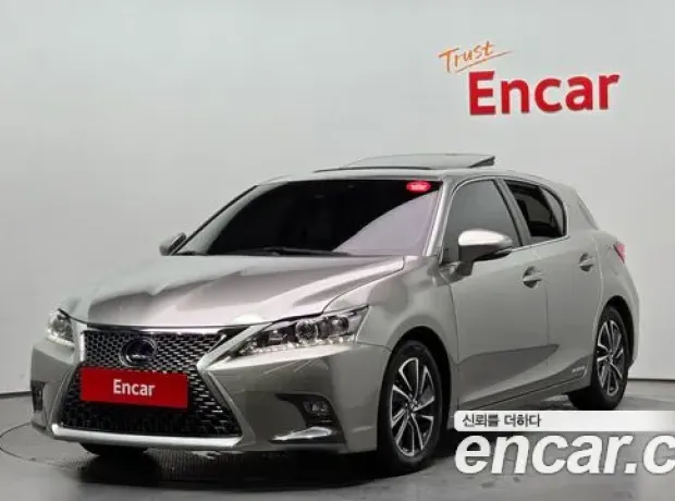 Lexus CT200h, 2019