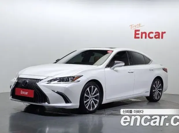 Lexus ES300h 7th generation, 2018