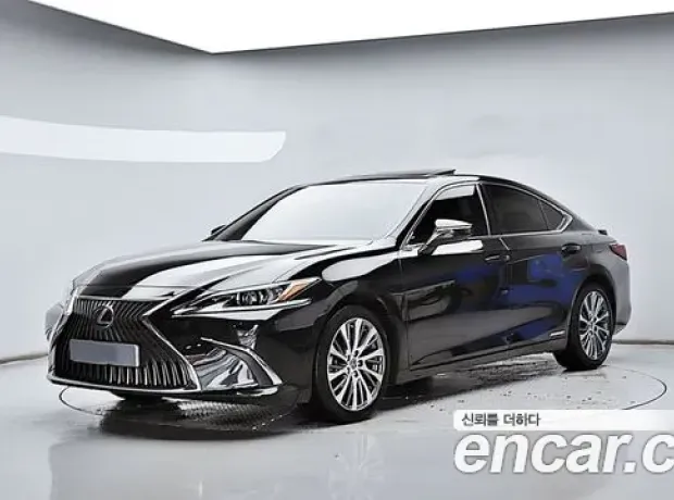 Lexus ES300h 7th generation, 2018