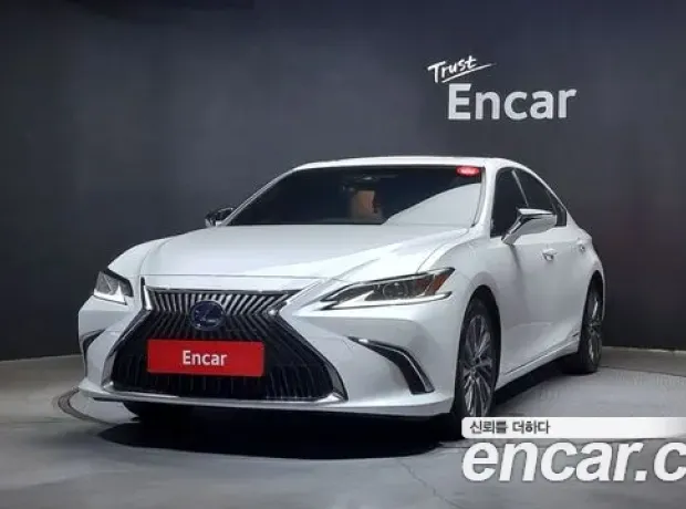 Lexus ES300h 7th generation, 2019