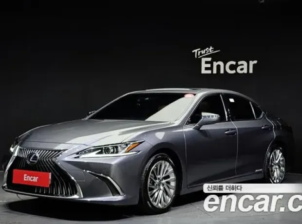 Lexus ES300h 7th generation, 2020