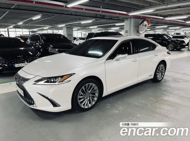 Lexus ES300h 7th generation, 2021