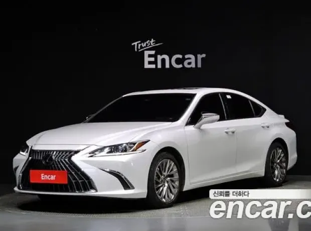 Lexus ES300h 7th generation, 2022