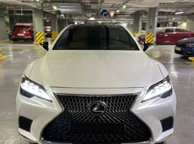 Lexus LS, Бензин, 2020