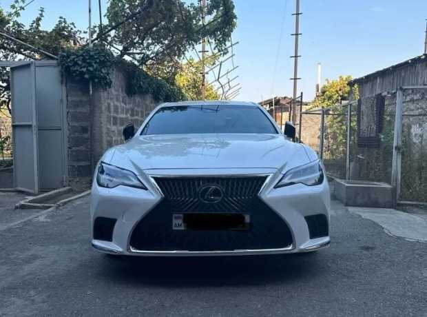 Lexus LS, Бензин, 2021