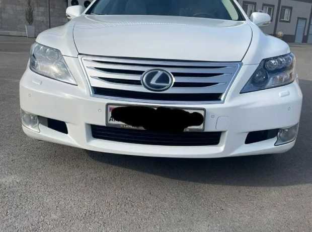 Lexus LS, Гибрид, 2010