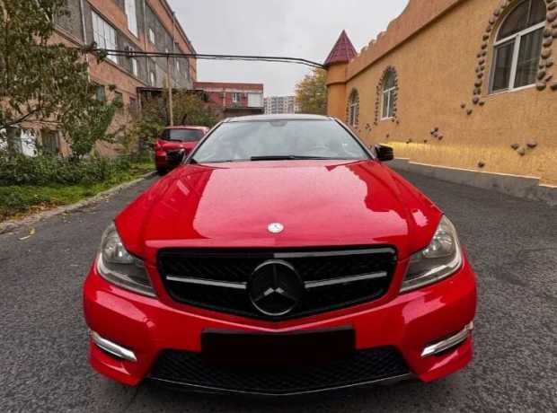 Mercedes-Benz C-Class, Бензин, 2011