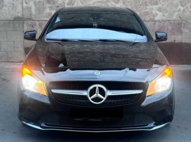 Mercedes-Benz CLA-Class, Бензин, 2018